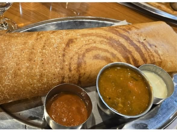 Egg Masala Dosa.